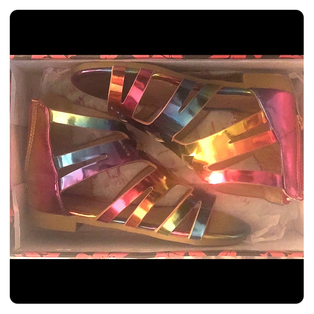 Nicole Miller NY Hologram Sandals HTF Sz 10 Girls